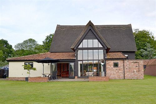 Wortwell Hall Barn Exterior photo